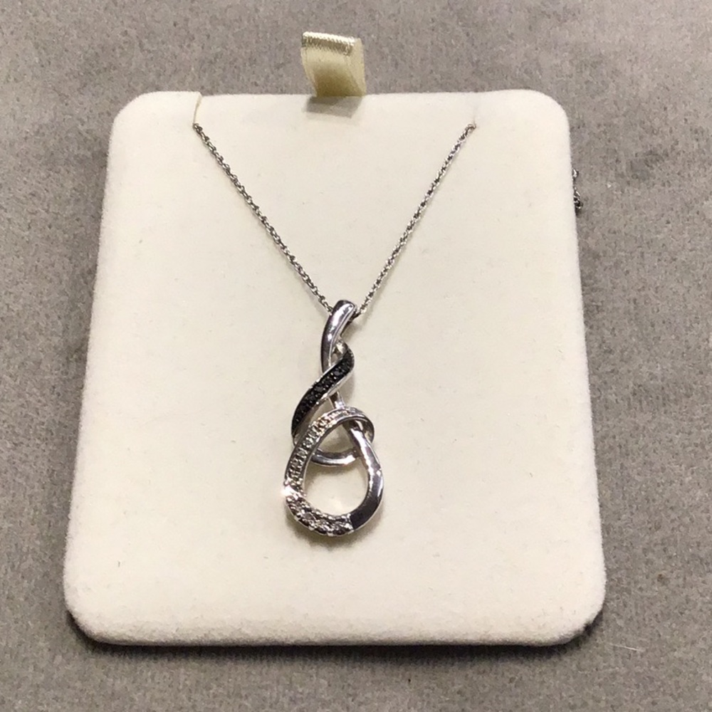 Diamond necklace